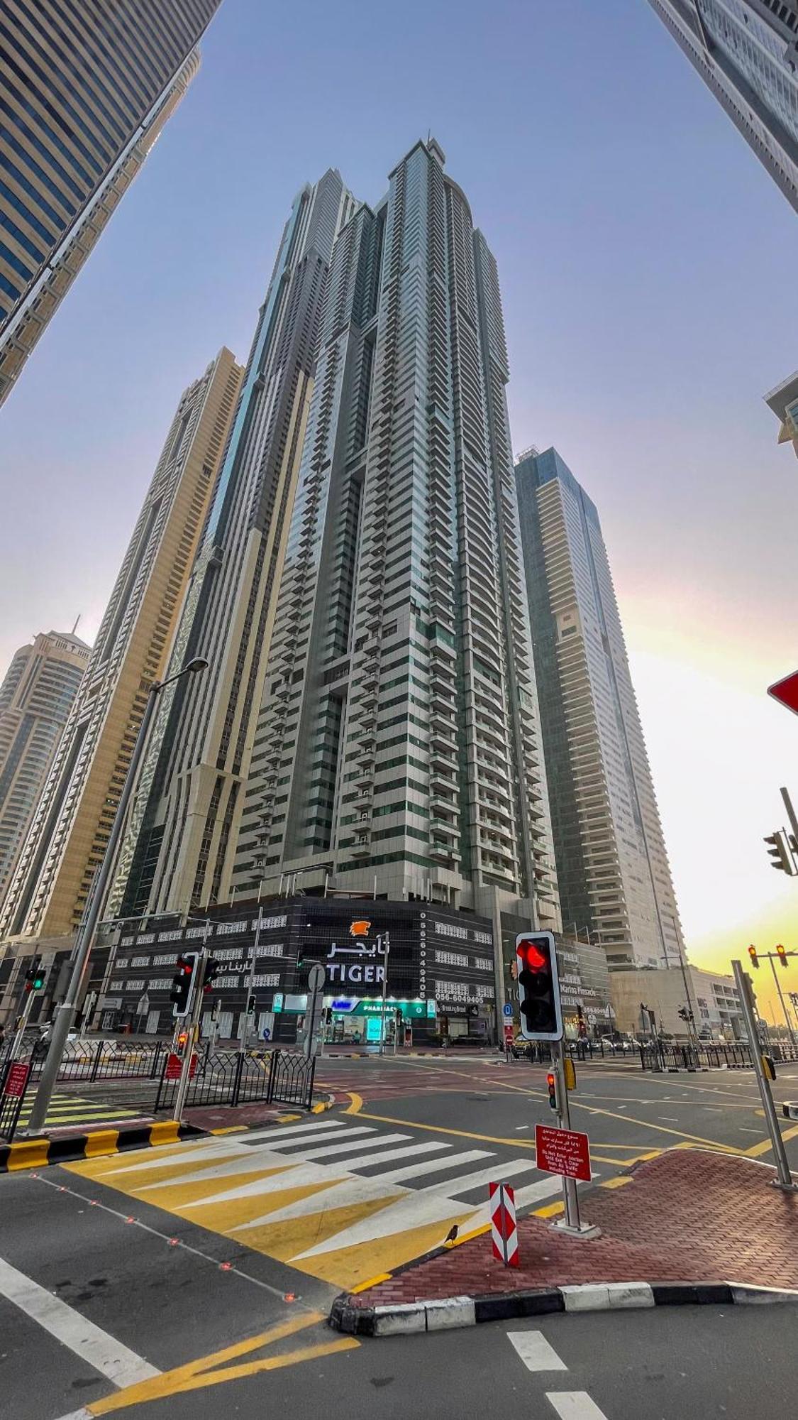 Iconic Marina & Sea Views From The 52Nd Floor Aparthotel Dubai Exterior photo